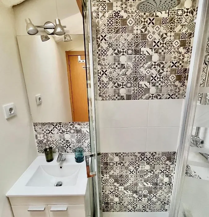 Charming Apartment In The Heart Of Madrid-1
